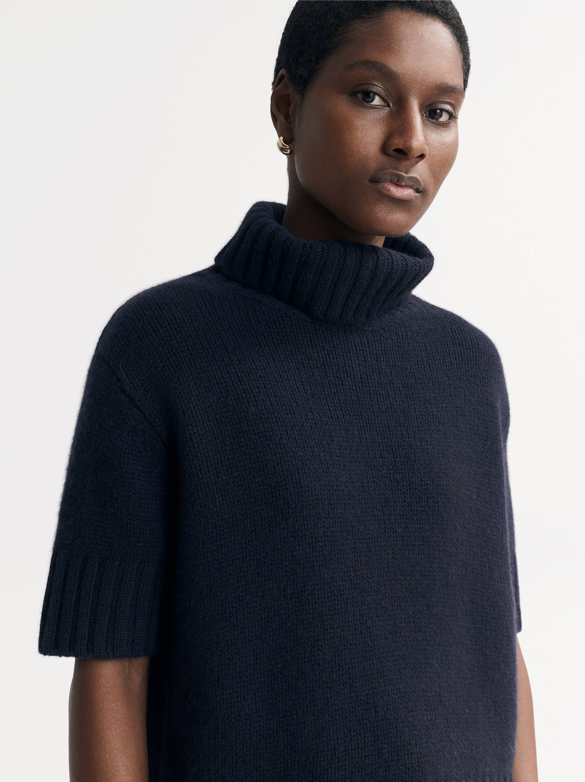 トップス COURTNEY Tops – Courtney Zheng