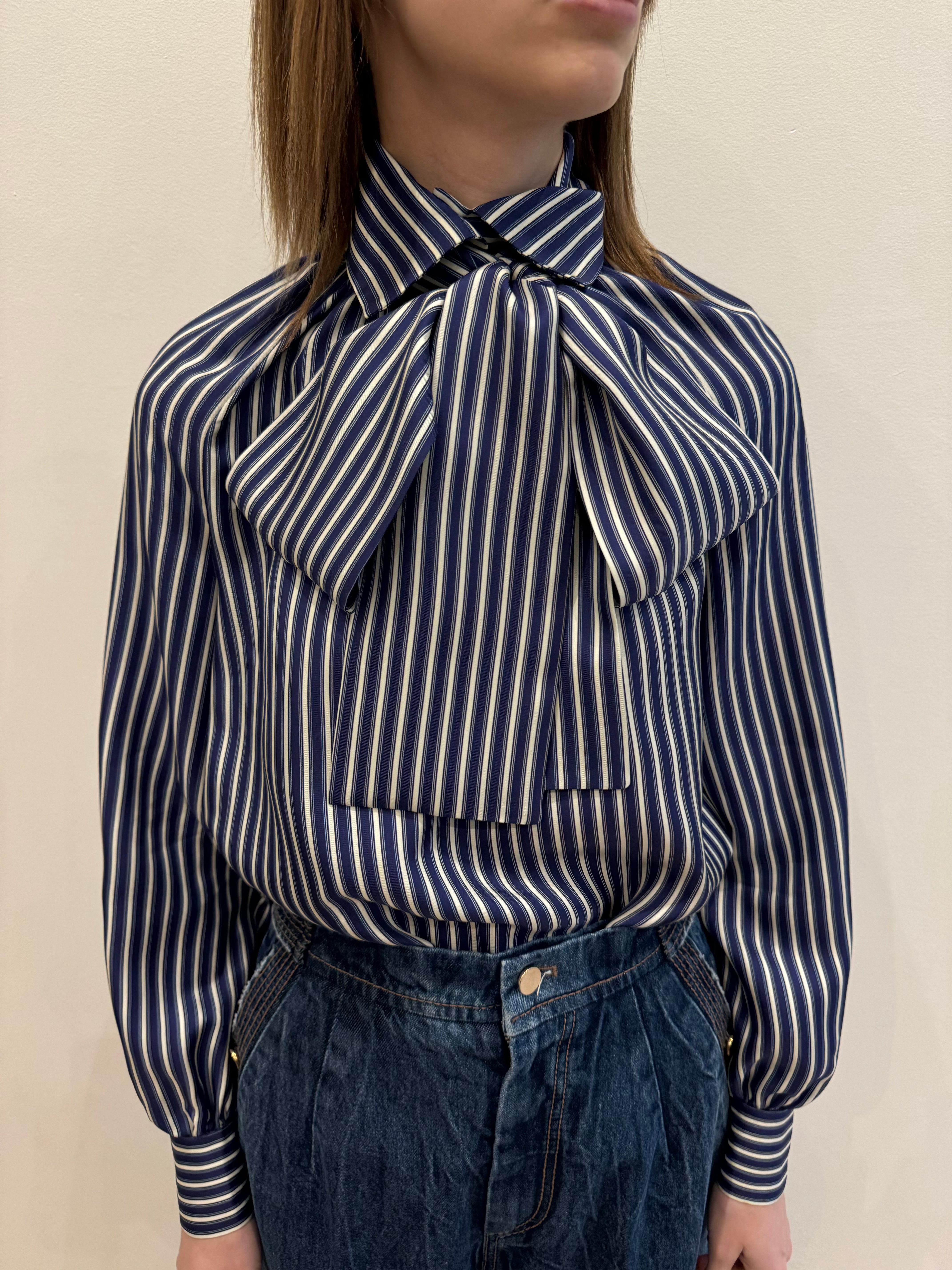 Blouses – COURTNEY